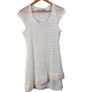 Miilla Sleeveless Tunic Tank Top Size M
Color Off-White